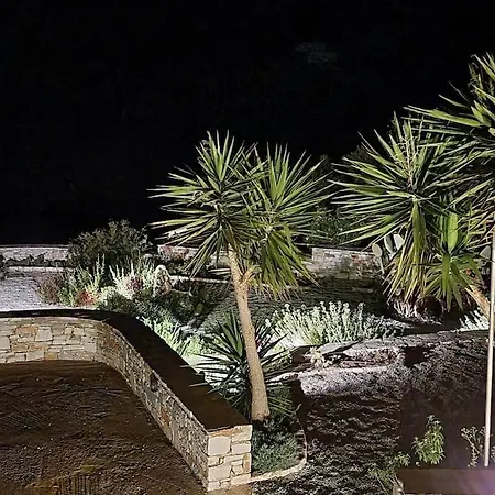 Σπίτι διακοπών Flintstones Summer House - *
